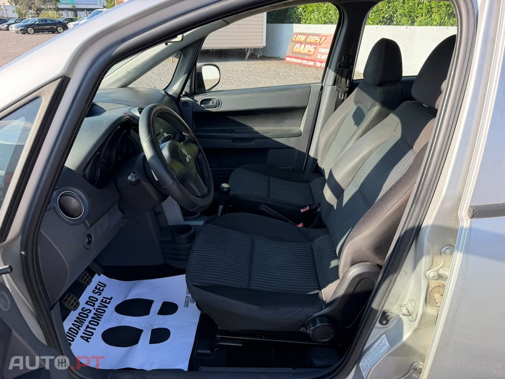 Mitsubishi Colt 1.1 Inform RCD/AC