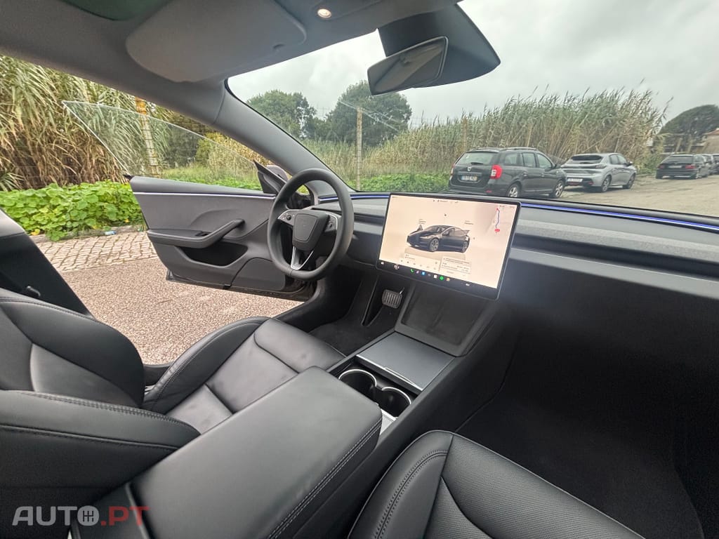 Tesla Model 3 Standard Range Plus RWD