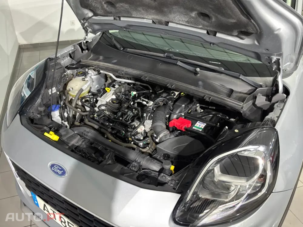 Ford Puma 1.0 EcoBoost MHEV Titanium Design