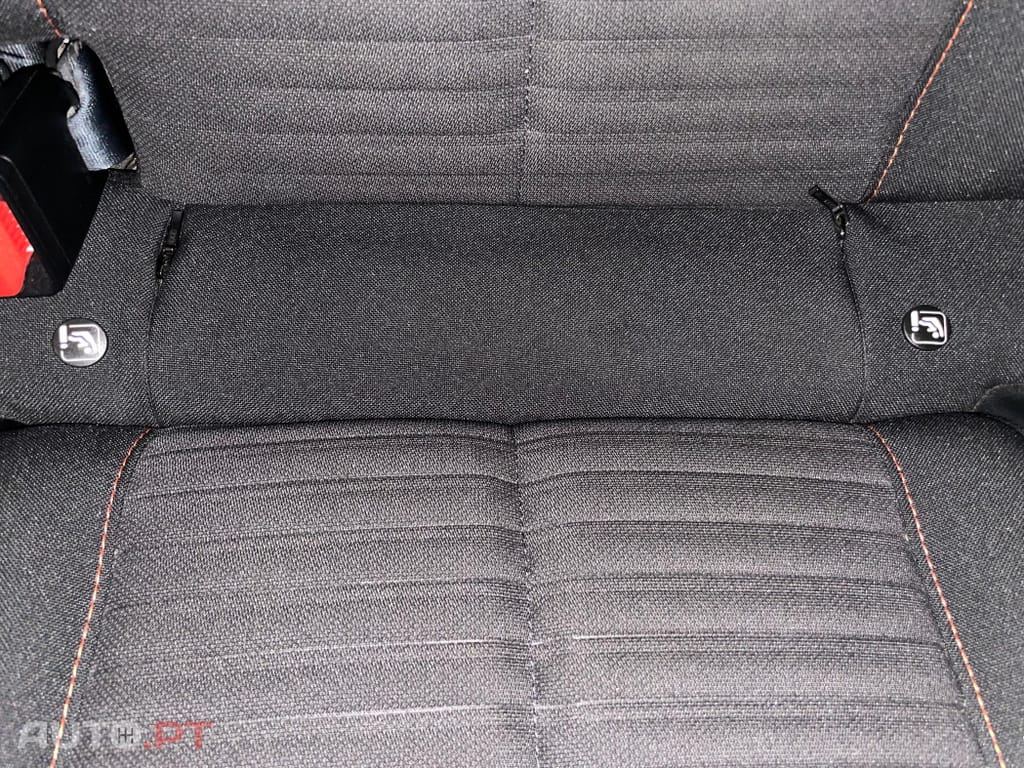 Peugeot 208 1.2 PureTech Allure EAT8