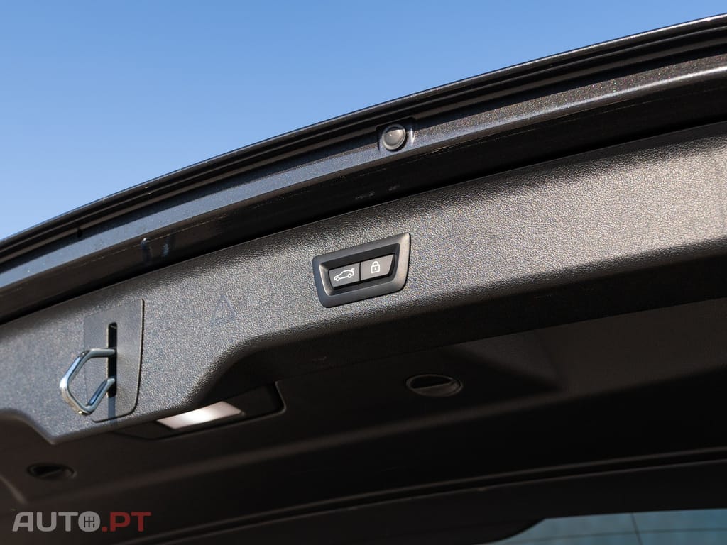 BMW 530 e Pack Desportivo M
