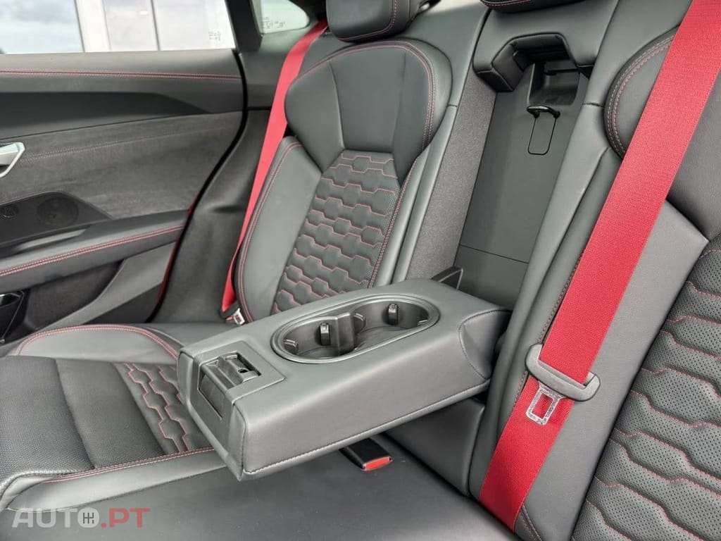 Audi RS E-Tron GT quattro