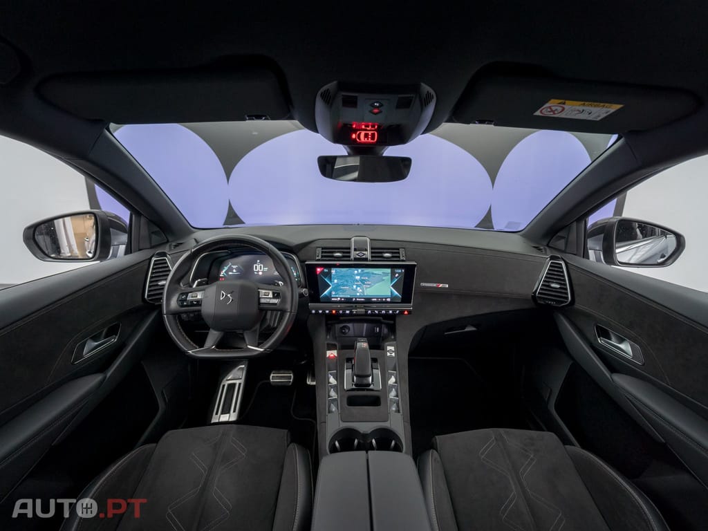 DS DS7 Crossback E-Tense Performance Line EAT8