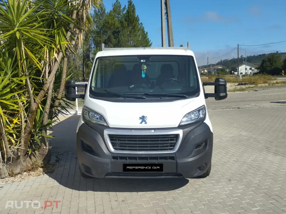 Peugeot Boxer 2.2 BLUE HDI ( CX CARGA BASCULANTE TRASEIRA)