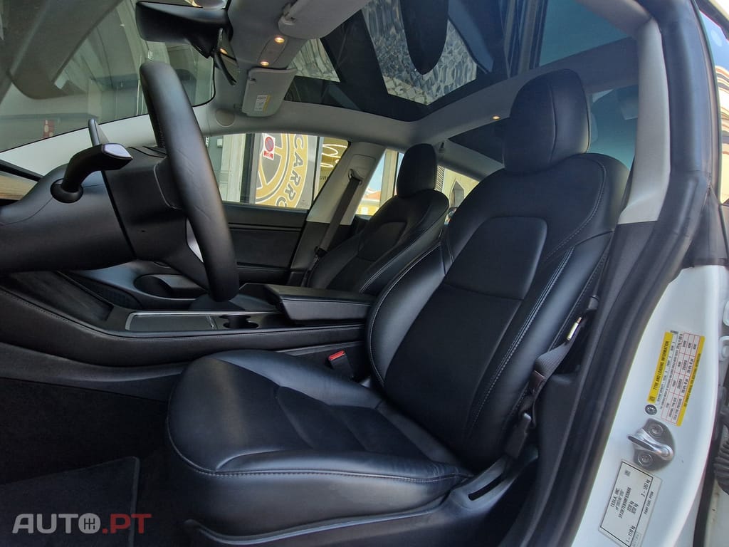 Tesla Model 3 Long-Range Dual Motor AWD