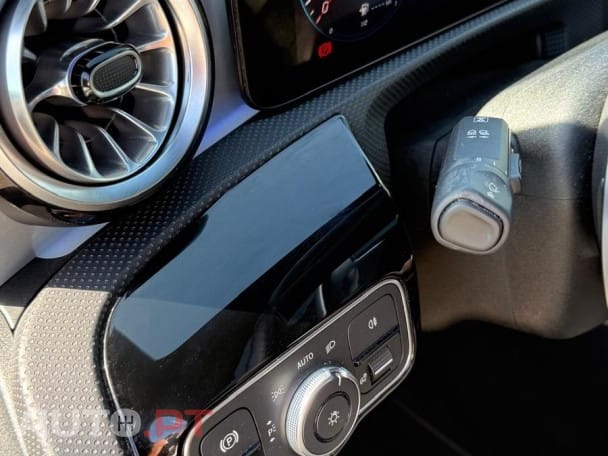 Mercedes-Benz CLA 250 e Shooting Brake AMG Line