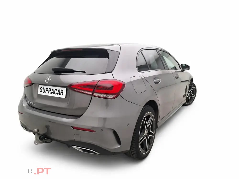 Mercedes-Benz A 250 e AMG Line