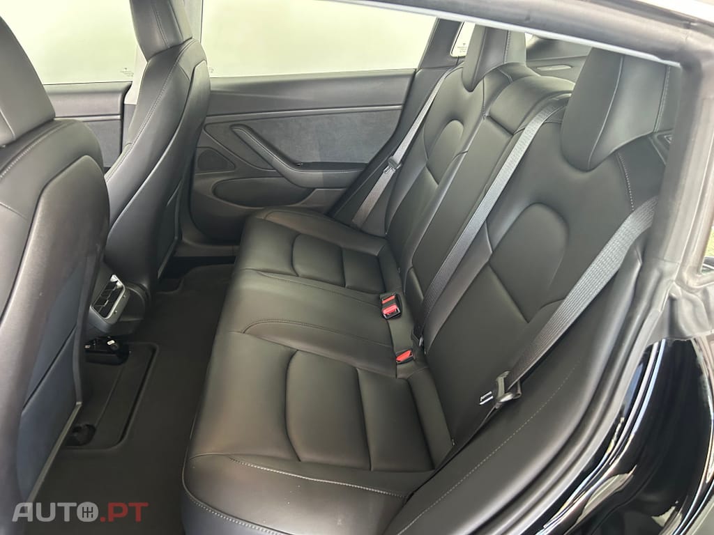 Tesla Model 3 Long-Range Dual Motor AWD