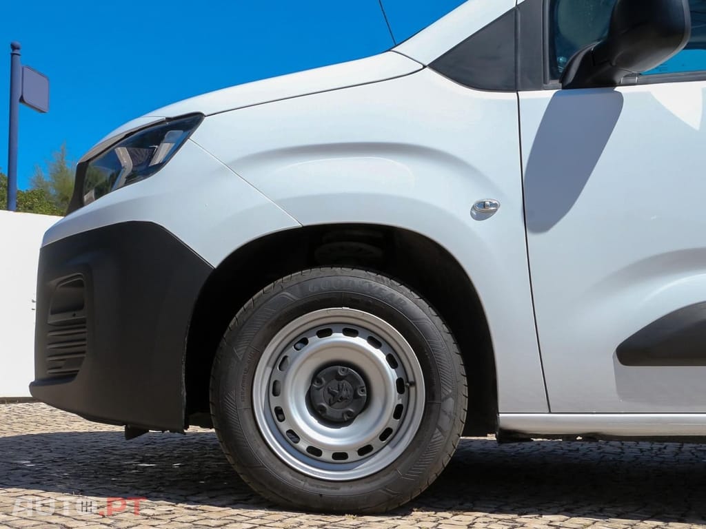 Peugeot Partner Outro