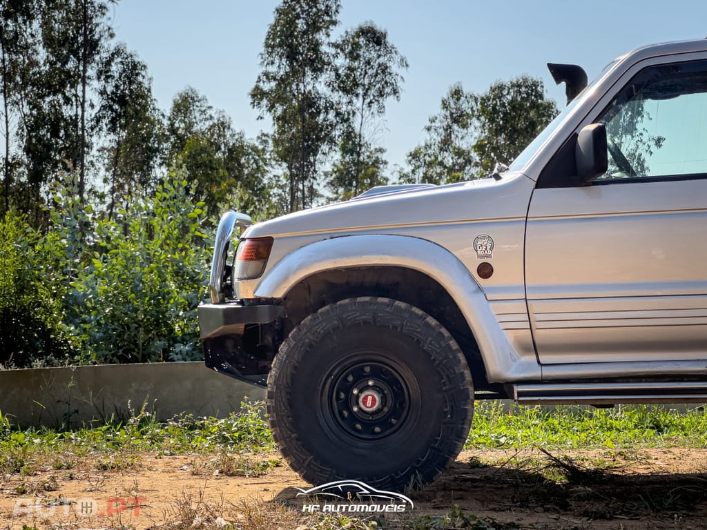 Mitsubishi Pajero 2.5 TDI GLS