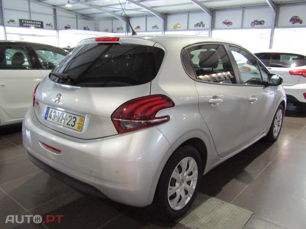 Peugeot 208 1.6 BlueHDi Access