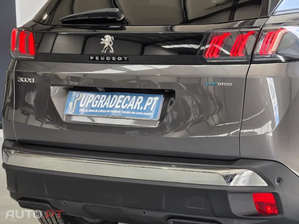 Peugeot 3008 1.6 Hybrid Allure e-EAT8