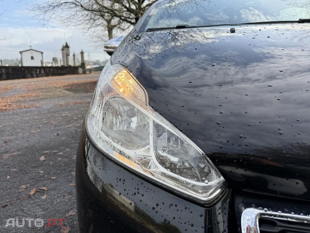 Peugeot 208 1.4 HDi Active