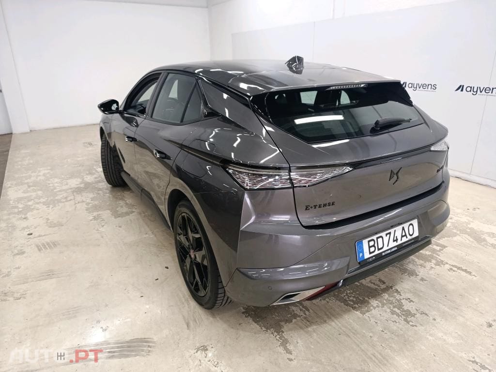 DS DS4 E-Tense Performance Line EAT8