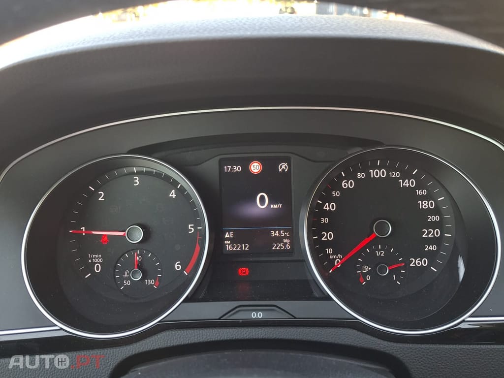 Volkswagen Passat R line