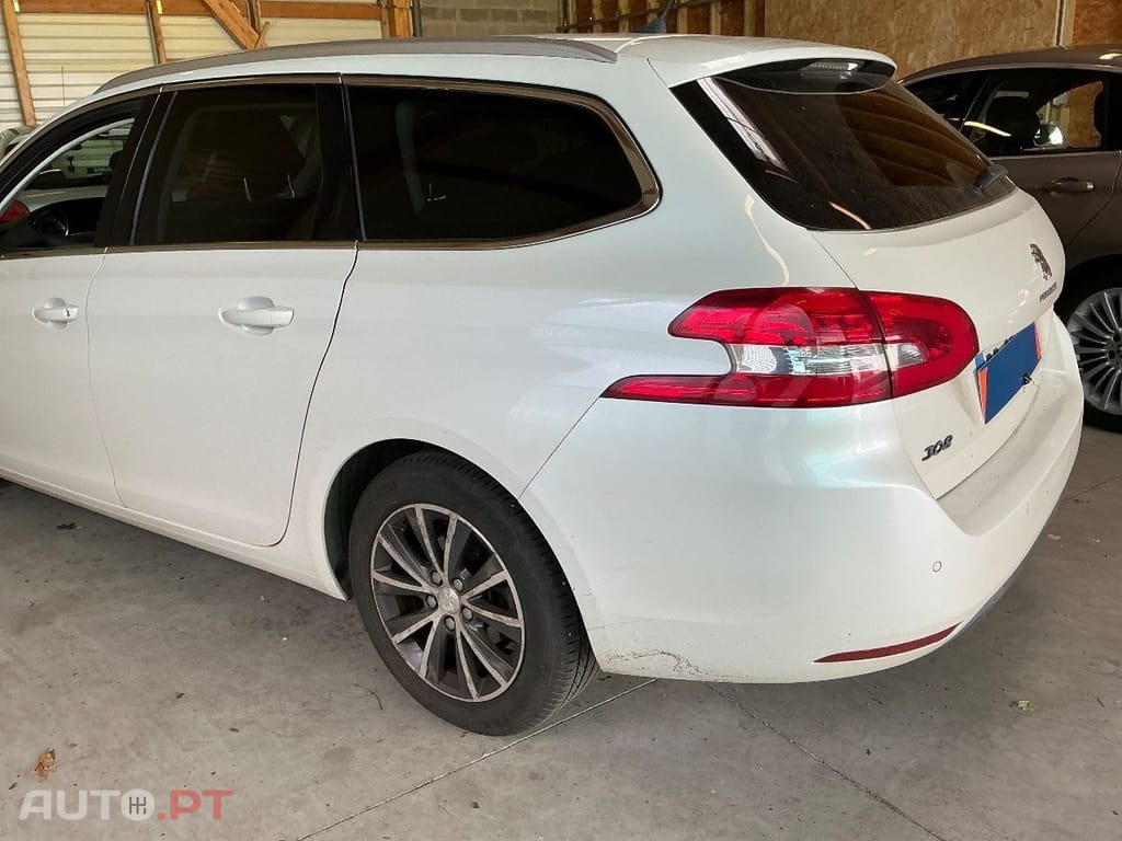 Peugeot 308 SW 1.2 PureTech Allure