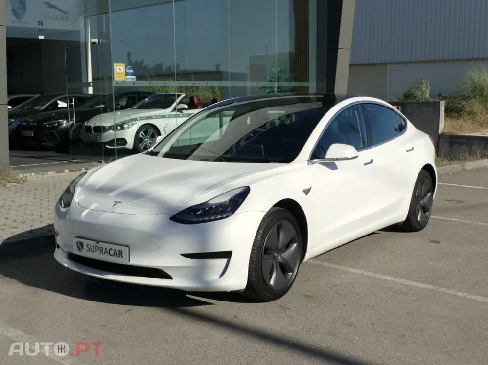 Tesla Model 3 Standard Range Plus RWD