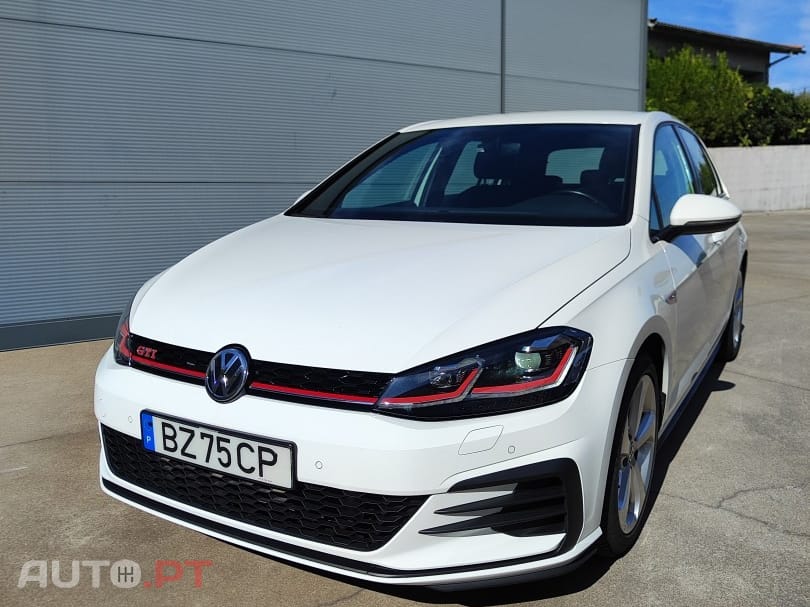 Volkswagen Golf 2.0 TSI GTI DSG