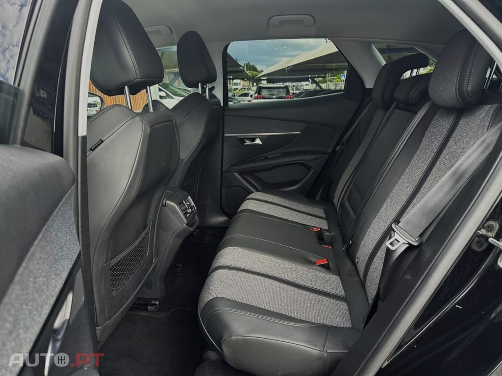 Peugeot 3008 1.5 BlueHDi Allure
