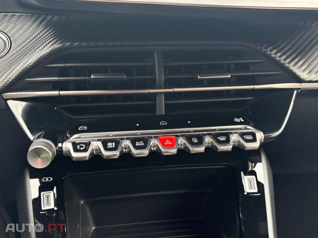 Peugeot E-2008 Allure 54kWH