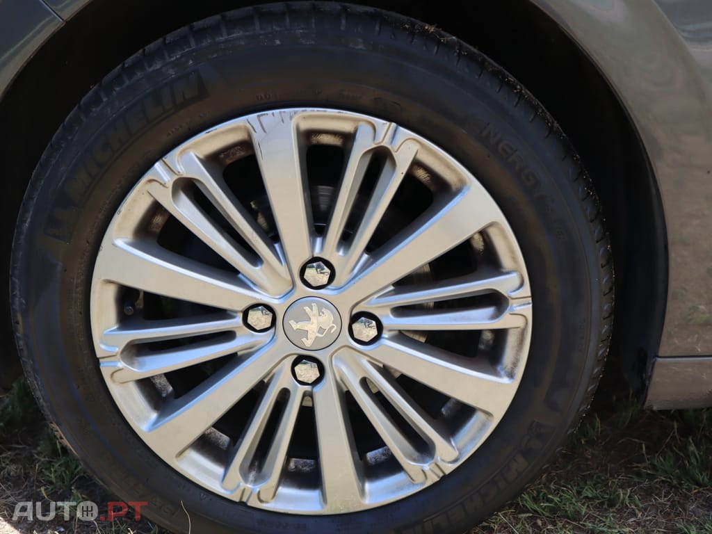 Peugeot 208 1.2 PureTech Style