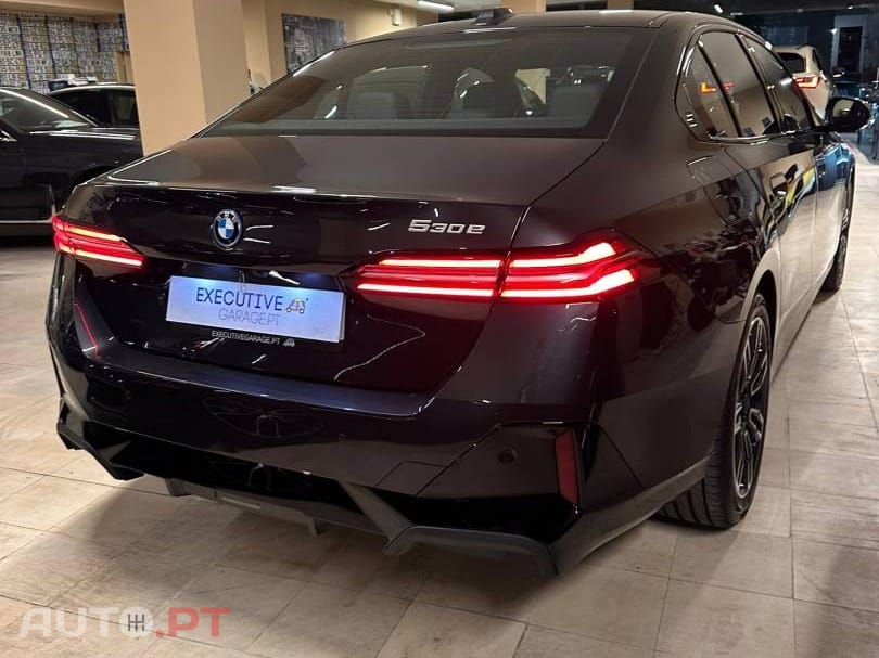 BMW 530 e Pack Desportivo M