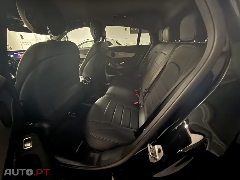 Mercedes-Benz GLC 300 de Coupe AMG 4 Matic