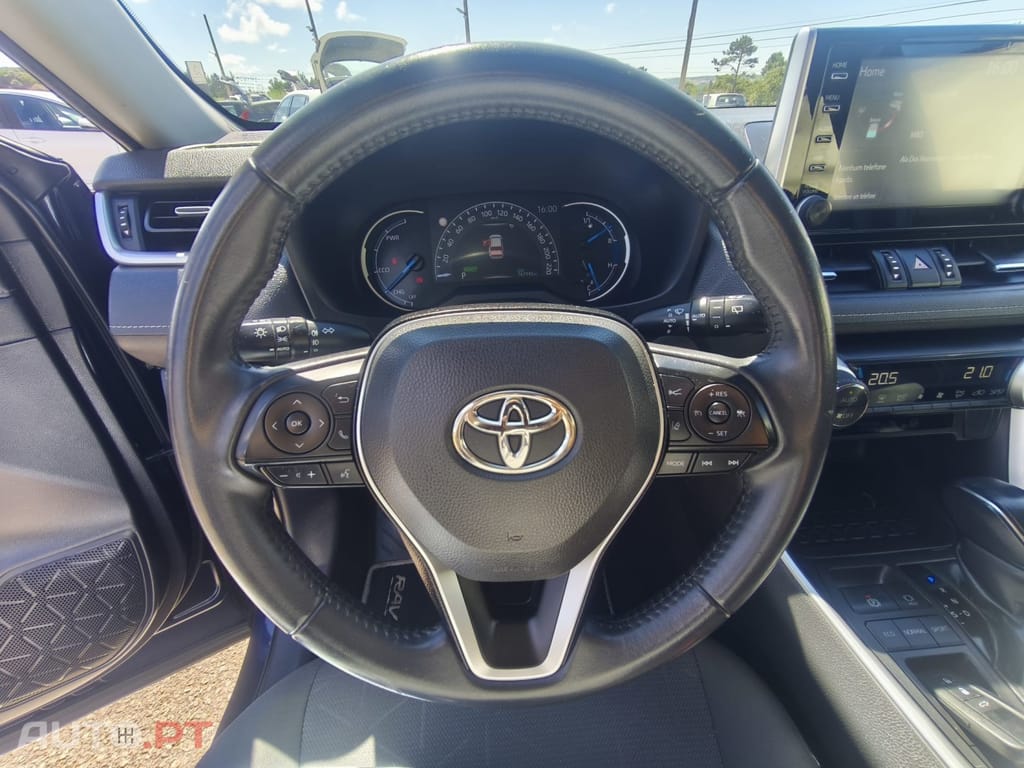 Toyota RAV4 2.5 HDF Comfort