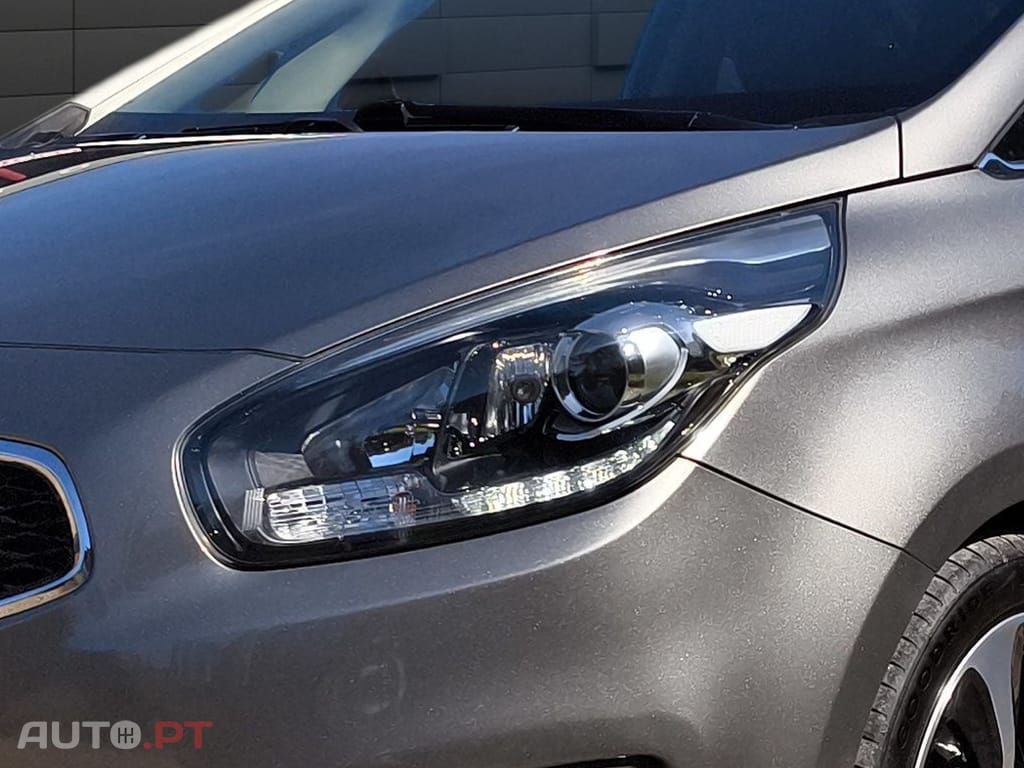 Kia Carens 1.7 CRDi ISG EX