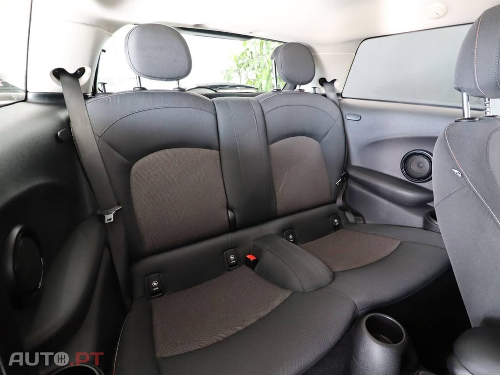 MINI Cooper One D