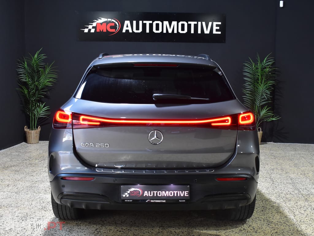 Mercedes-Benz EQA 250 AMG Line