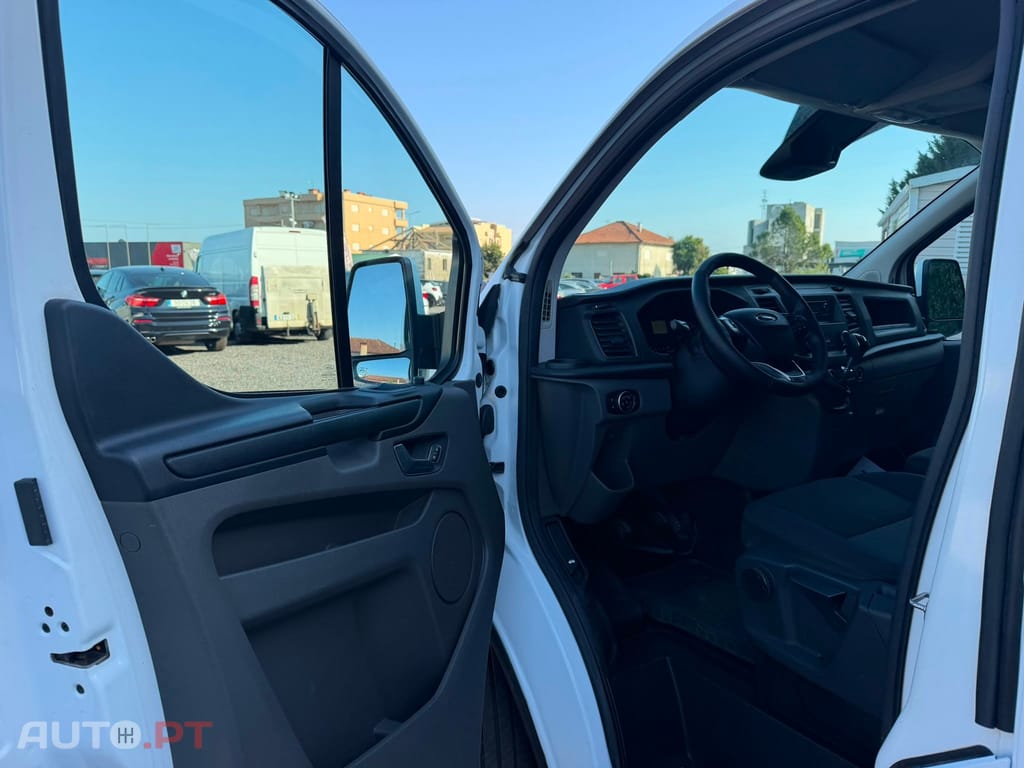 Ford Transit Custom LONGA