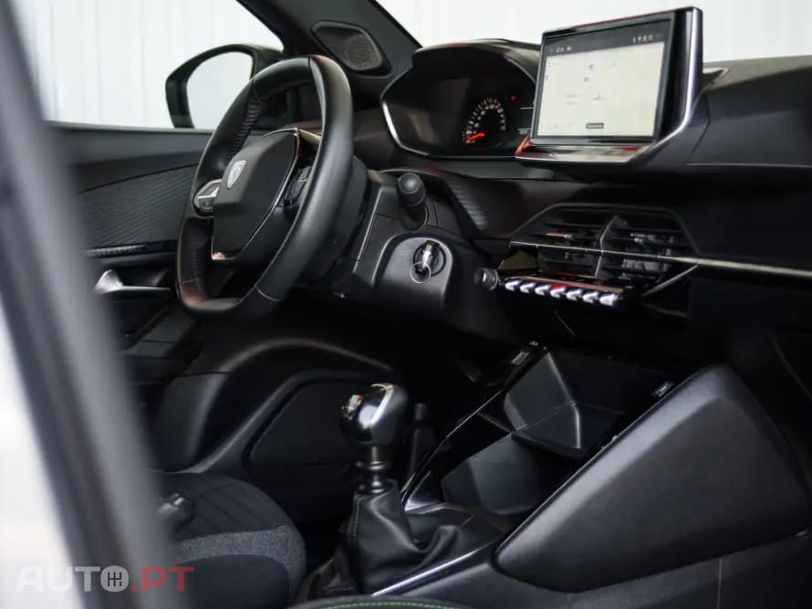 Peugeot 2008 1.2 PureTech Active