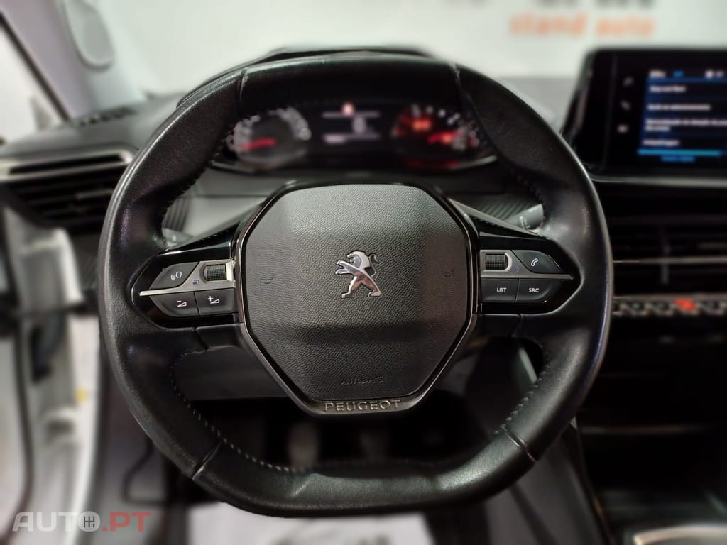 Peugeot 2008 1.5 BlueHDi Allure Pack