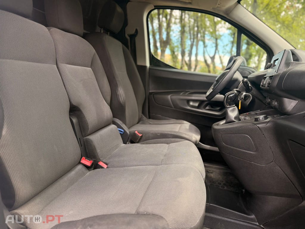 Peugeot Partner 1.6 BlueHDi Premium Standard