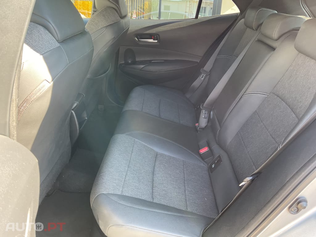 Toyota Corolla 1.8 Hybrid Comfort