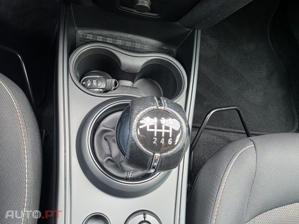 MINI Countryman One D