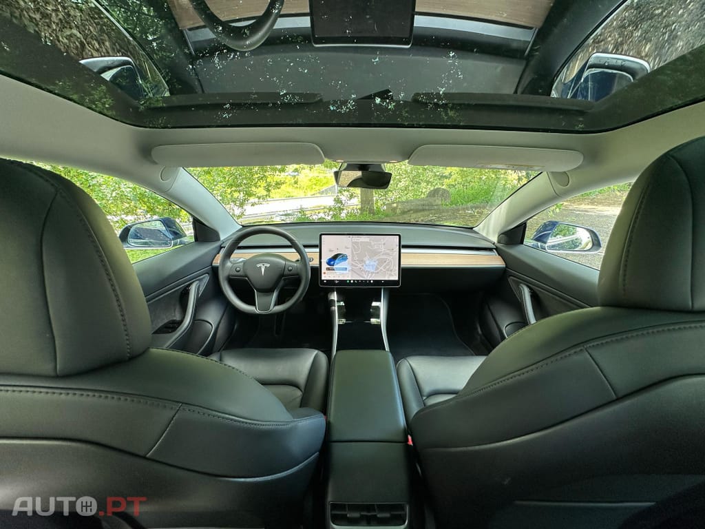 Tesla Model 3 Long-Range Dual Motor AWD
