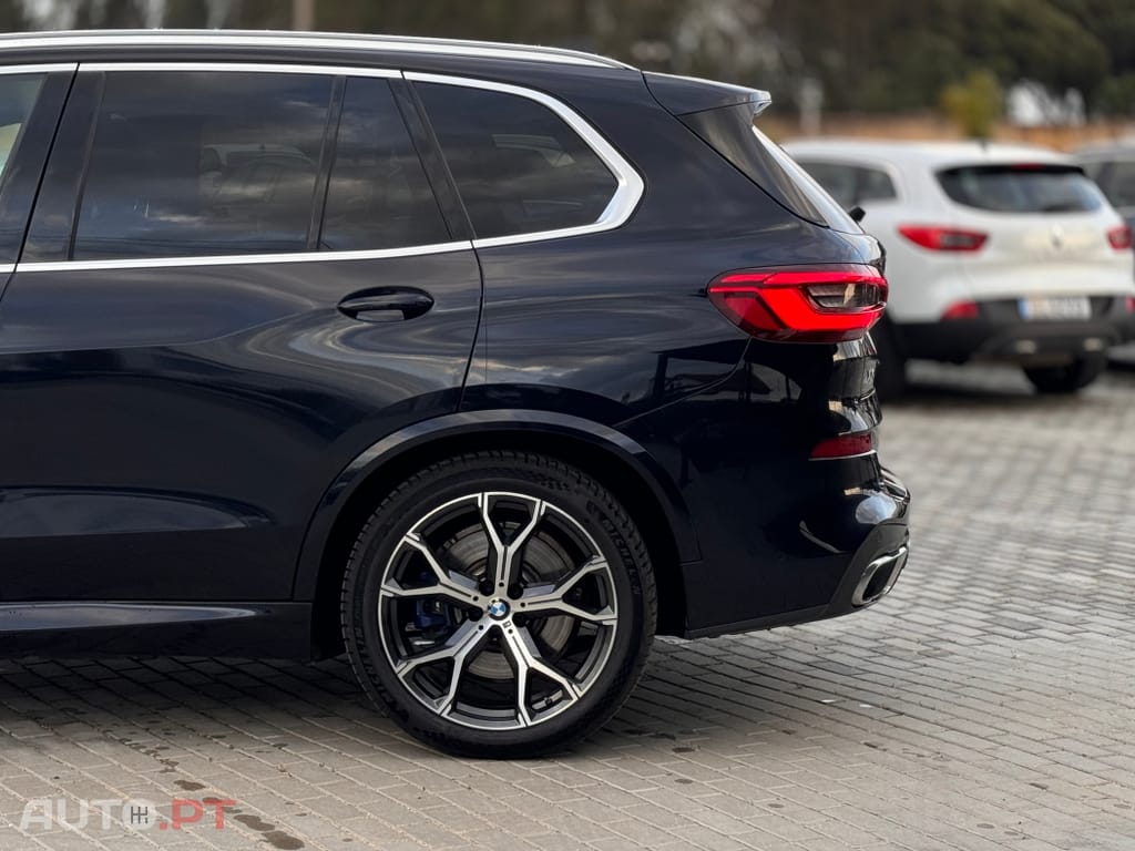 BMW X5 45 e xDrive Pack M