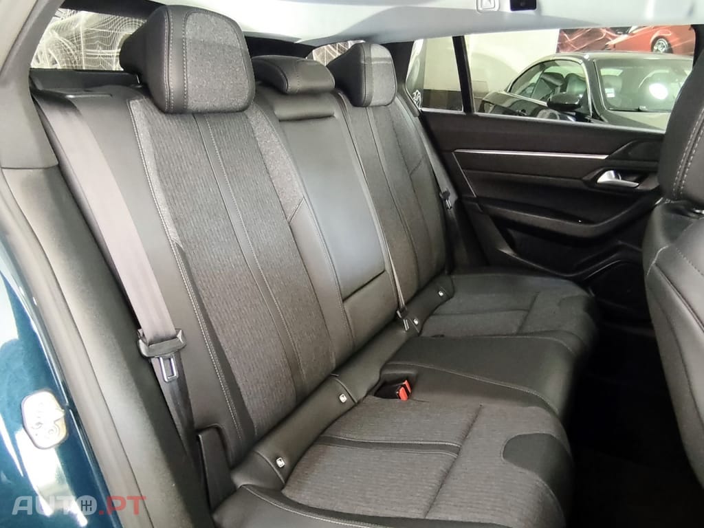 Peugeot 508 SW 1.6 Hybrid Allure e-EAT8