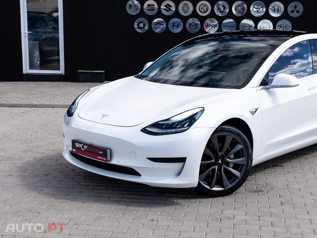 Tesla Model 3 Standard RWD