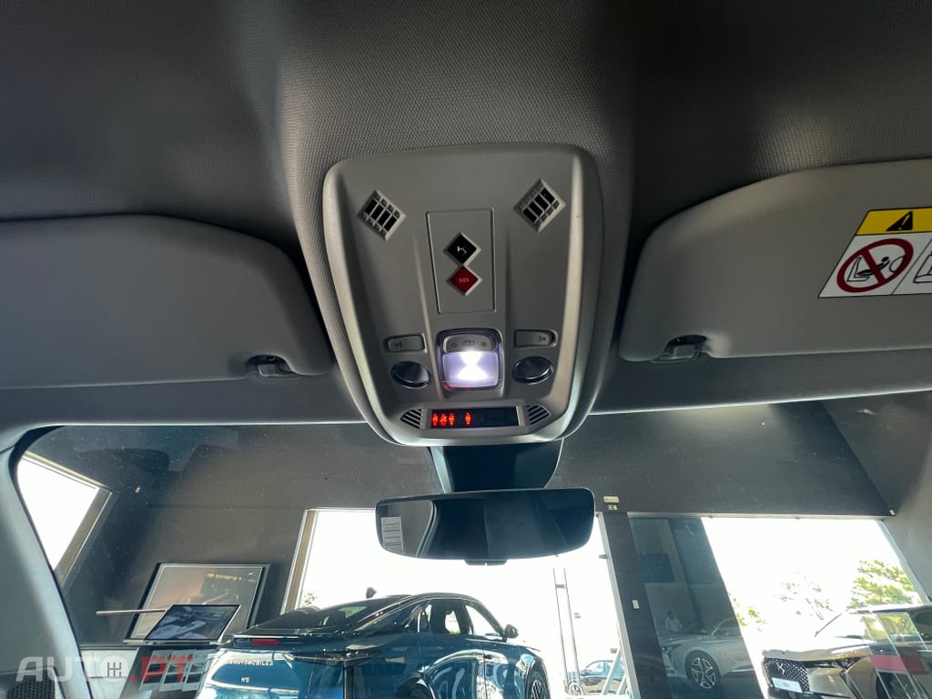 DS DS3 E-Tense Esprit de Voyage