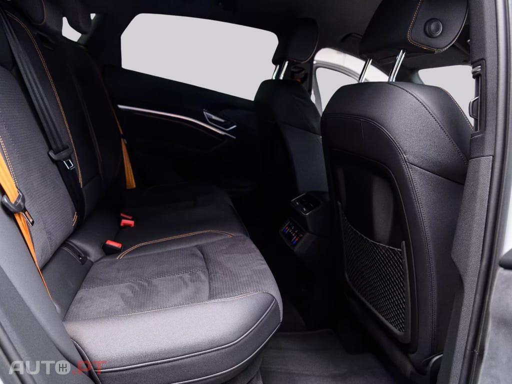 Audi E-Tron 55 quattro S Line I.V.A DEDUTIVEL 