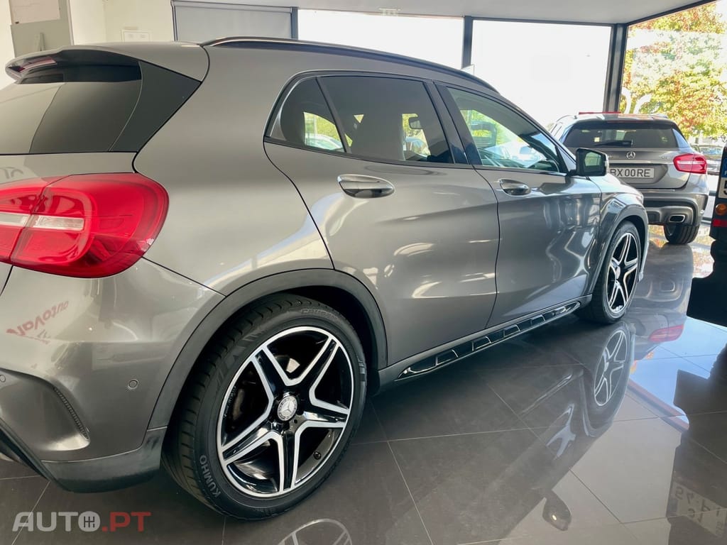 Mercedes-Benz GLA 220 CDI 4Matic 7G-DCT AMG Line