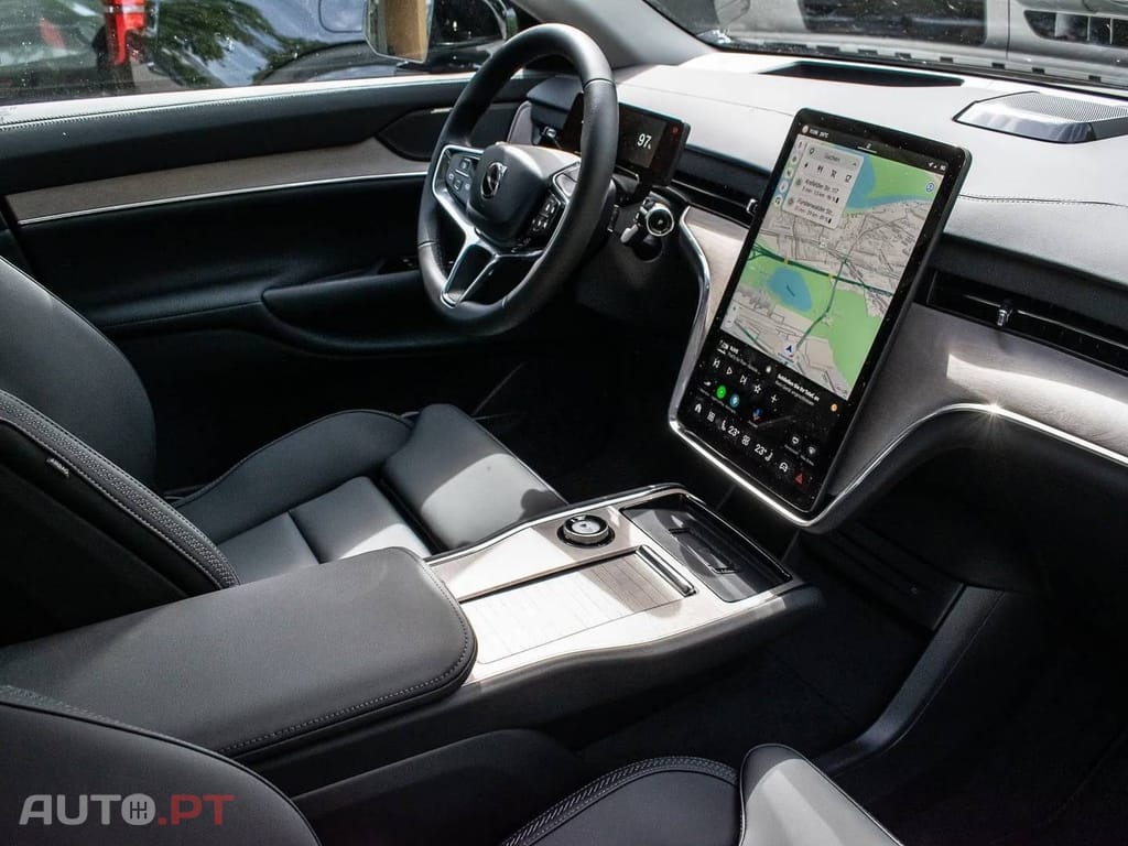 Volvo EX90 111 kWh Performance Plus