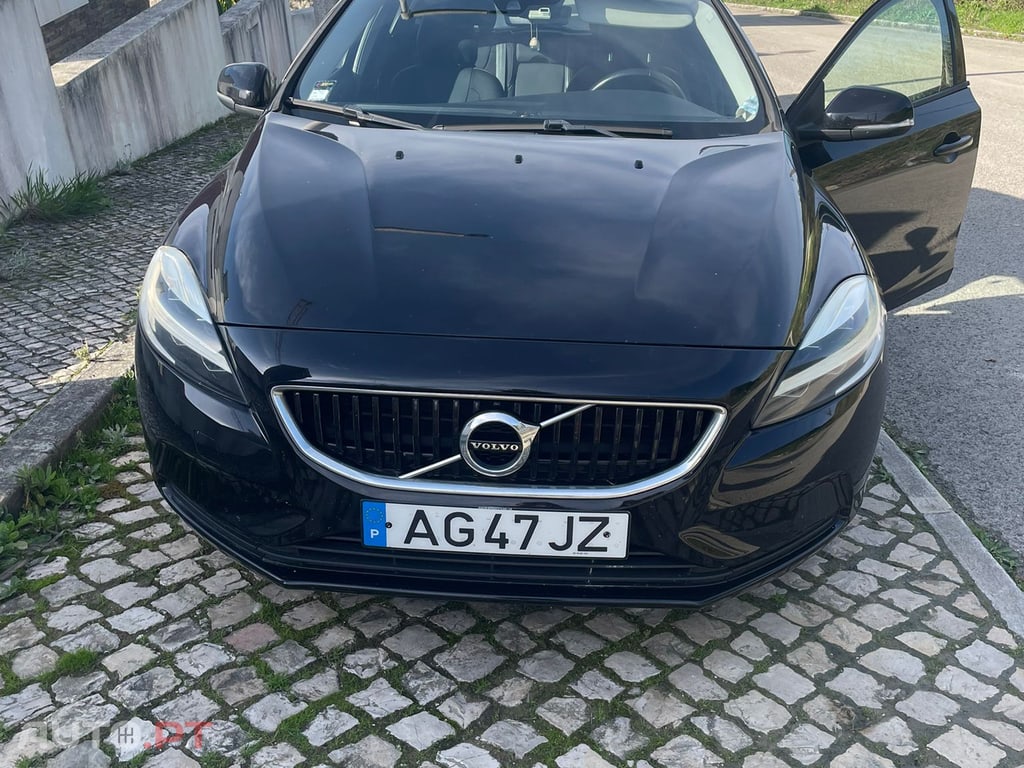 Volvo V40 Volvo V40 2.0 D2 Momentum Geartronic