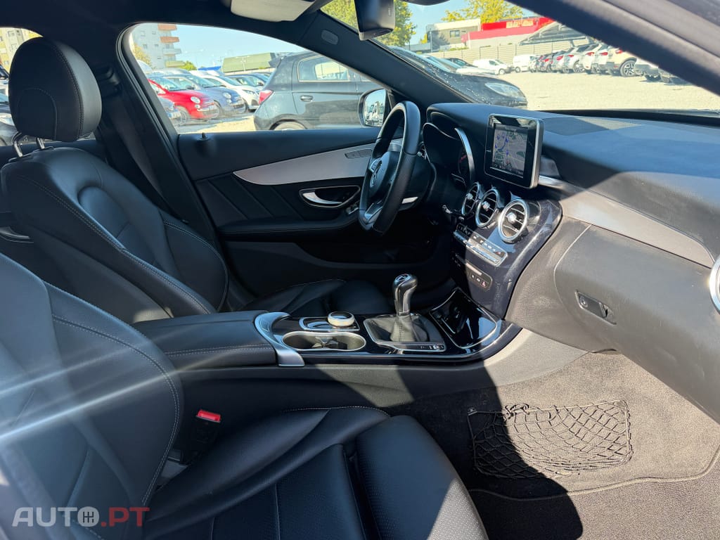 Mercedes-Benz C 220 d AMG Line