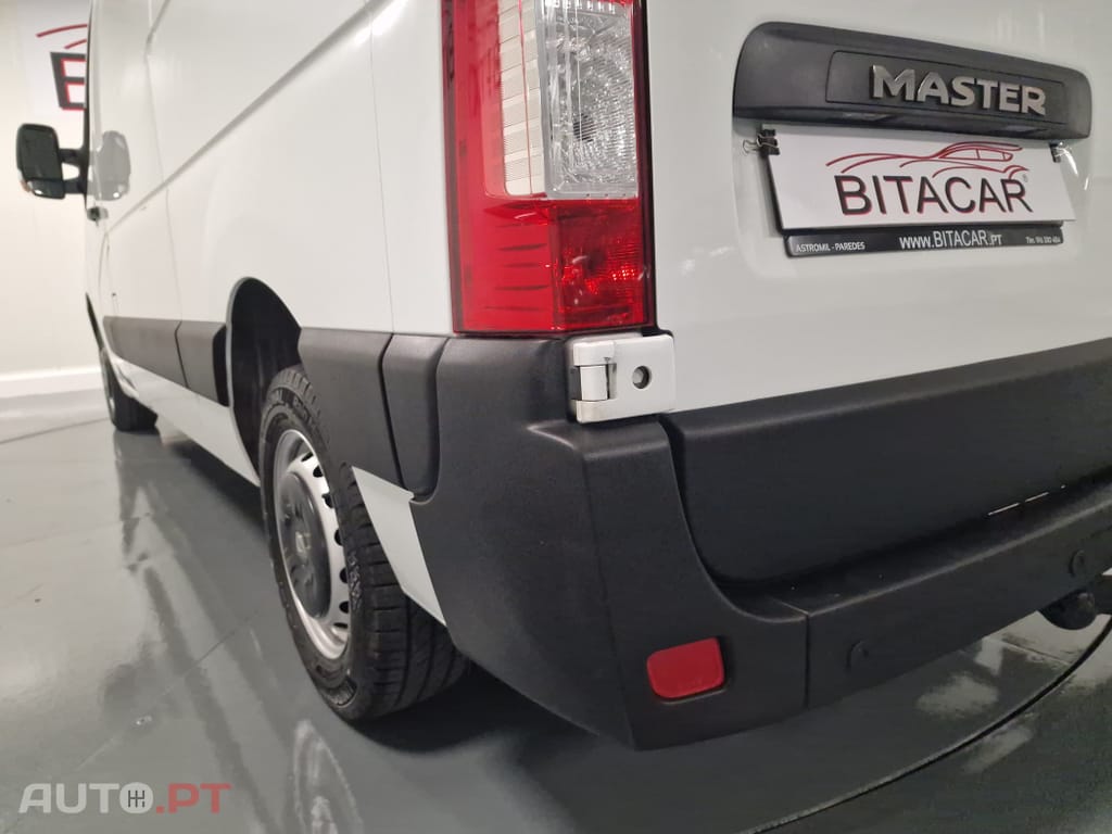 Renault Master 2.3 dCi L2H2 3.3T 130CV IVA DEDUTIVEL