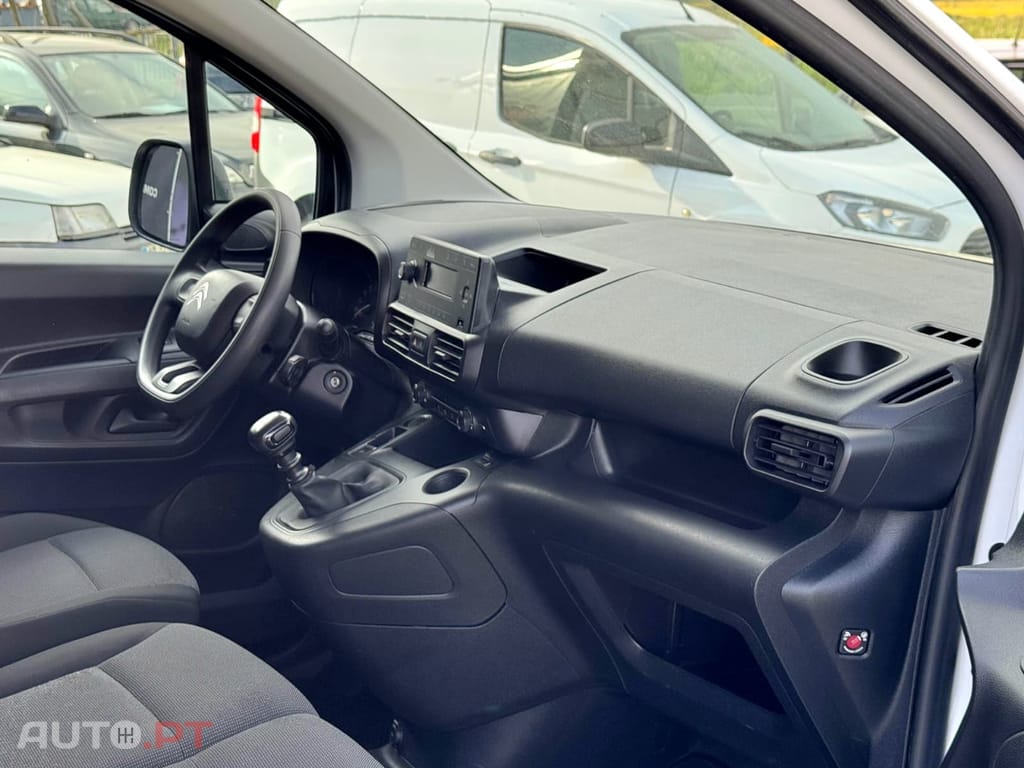 Citroen Berlingo 1.5 BlueHDi M Club- Garantia Incluída IVA Incluído