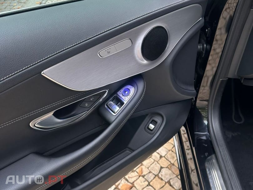 Mercedes-Benz C 400 4-Matic AMG Line